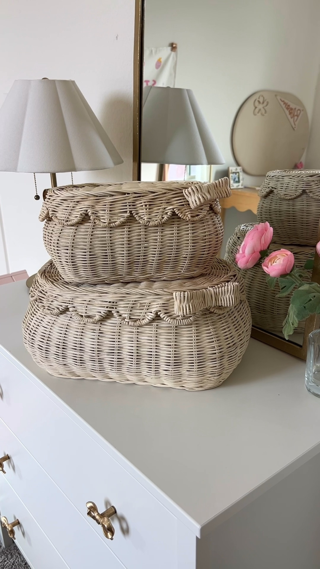The prettiest scalloped baskets with bow detail. The perfect piece for a nursery or little girl’s room. Store stuffies, princess dresses or even bows! how

#LTKKids