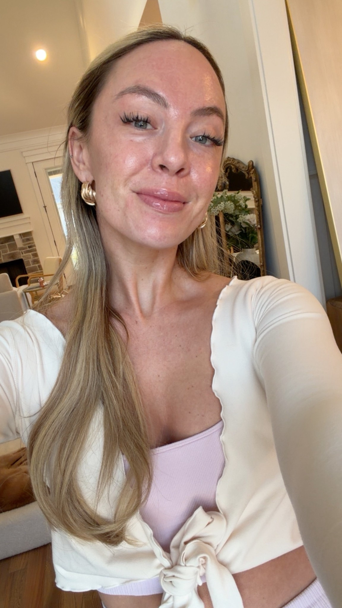 My glowy skin essentials ✨ use code TAYLORLOVE50 to save on my red light mask!

#LTKdayinmylife #LTKBeauty #LTKSeasonal