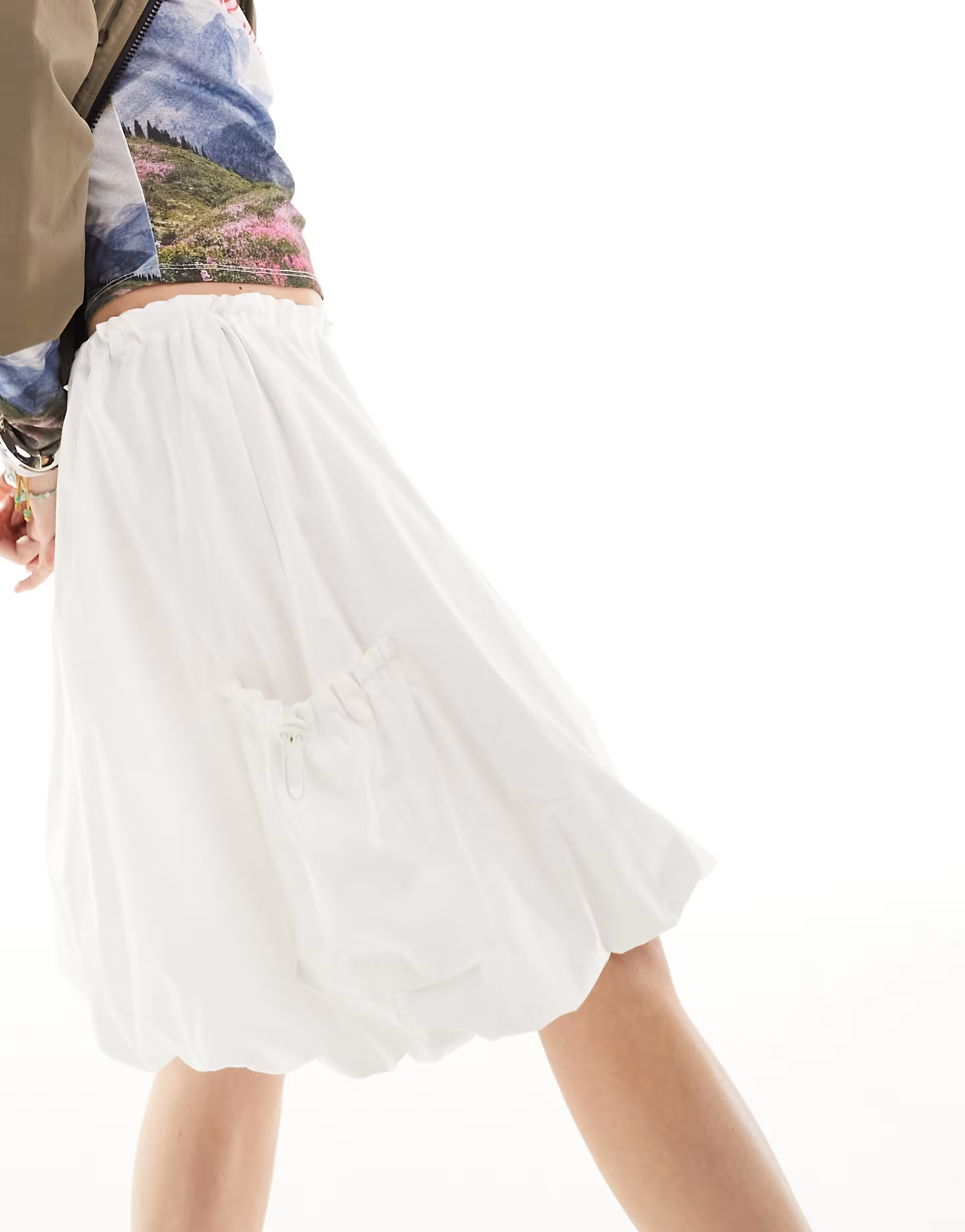 ASOS DESIGN 90's length bubble hem toggle detail skirt in white | ASOS | ASOS (Global)