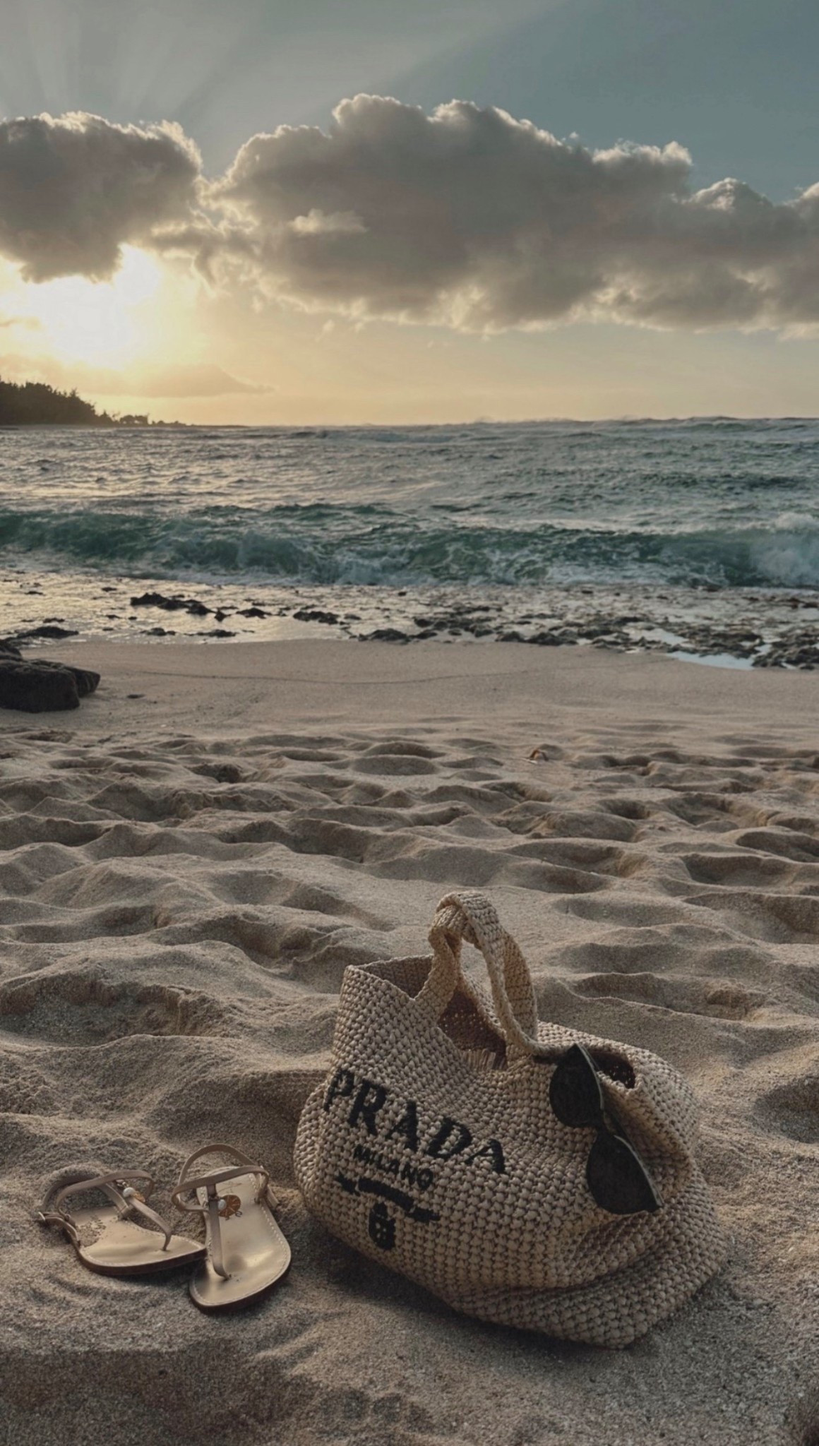 Vacation must have, beach tote bag, StylinByAylin, Aylin

#LTKmomlife #LTKTravel #LTKHome