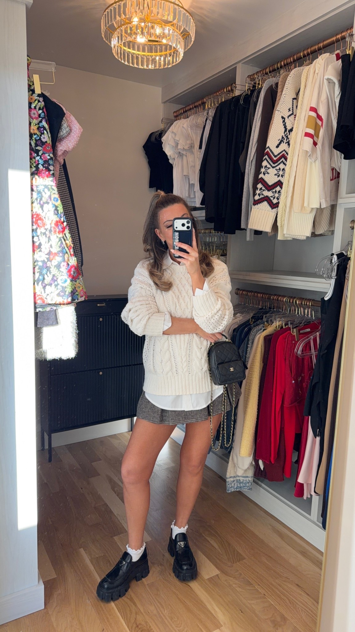 Grey plaid pleated skort styled for winter occasions

Electric picks code: emerson20
Vivrelle code: emersonhannon

Wearing my usual smalls/2

Winter outfits
Pleated skort
Sweaters
Workwear
Date night
Winter party

#LTKSeasonal #LTKFindsUnder100 #LTKgrwm