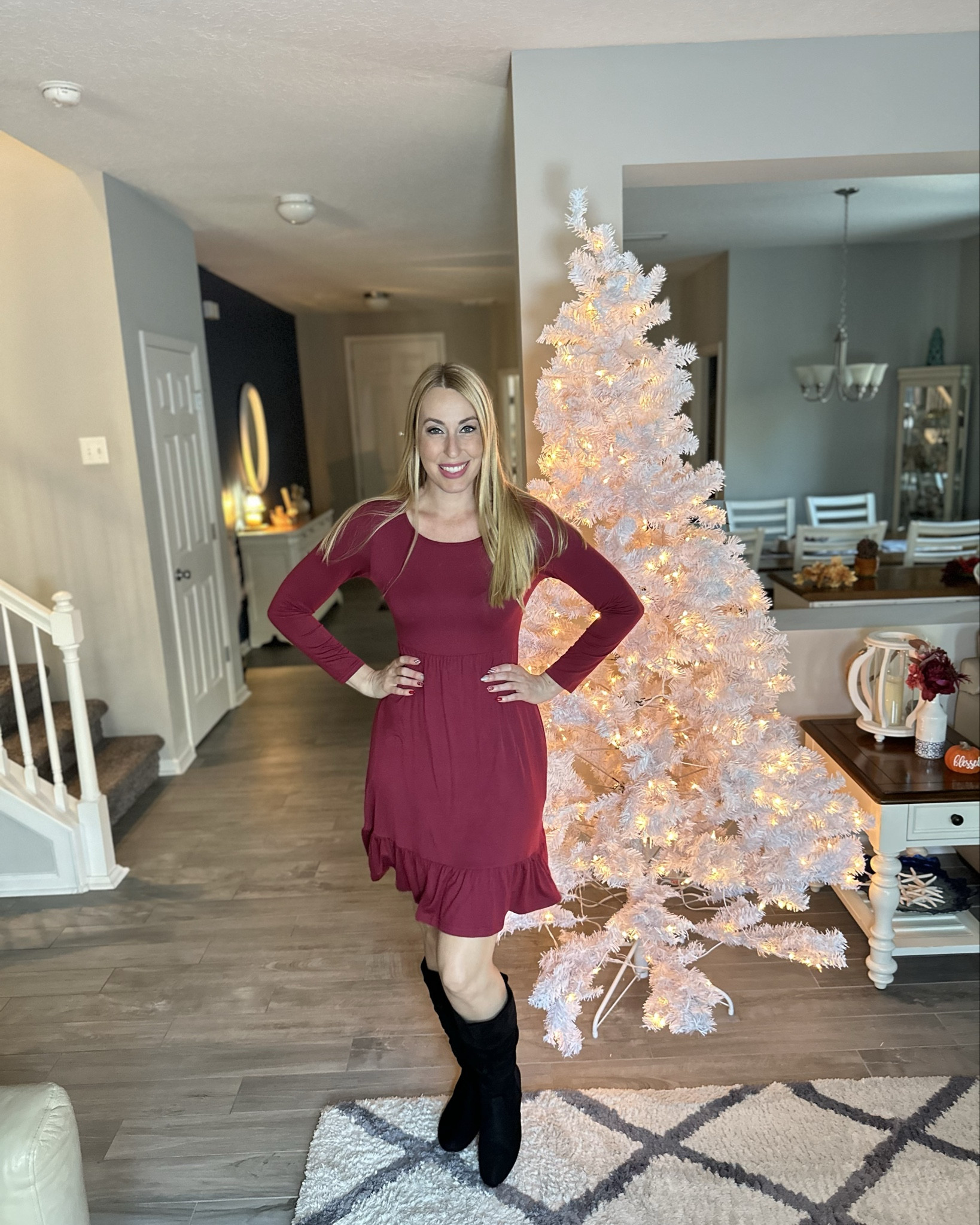Super soft holiday dress
🎄 this dress is so great for the holidays because it is very stretchy and comfortable to wear 
🎄 wearing size small, fits true to size 

#LTKFindsUnder50 #LTKHoliday #LTKStyleTip