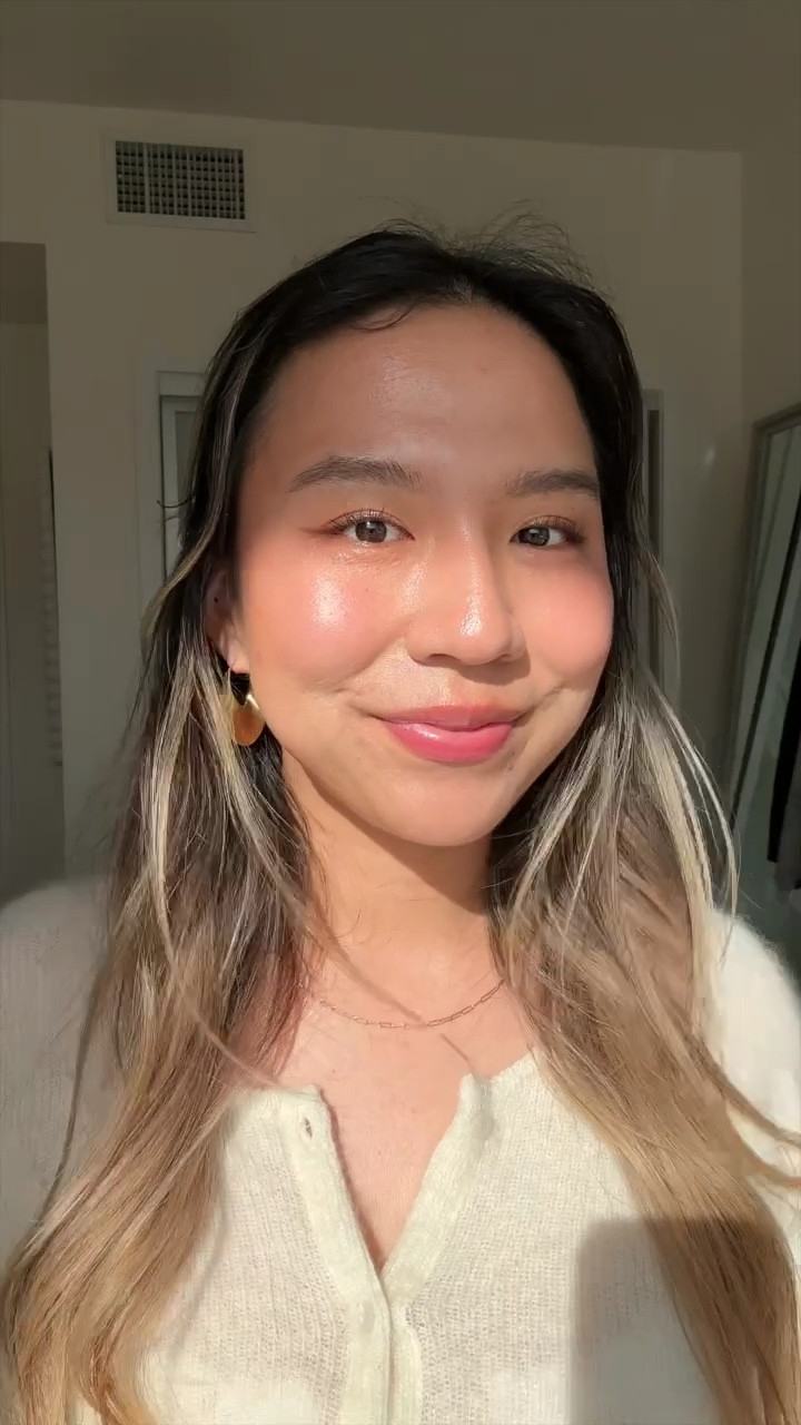 everyday glowy makeup 

#LTKbeauty #LTKfindsunder50 #LTKfindsunder100