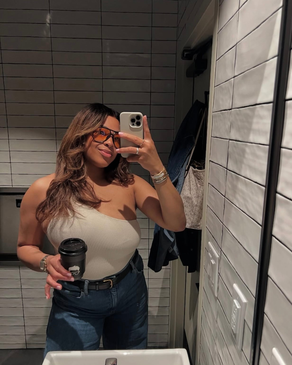 Wore this casual NYC outfit while running around the city! 🏙️ These are hands down the comfiest jeans I own and perfect for tall girls too. 

#LTKSummerEdit #LTKStyleTip #LTKMidsize