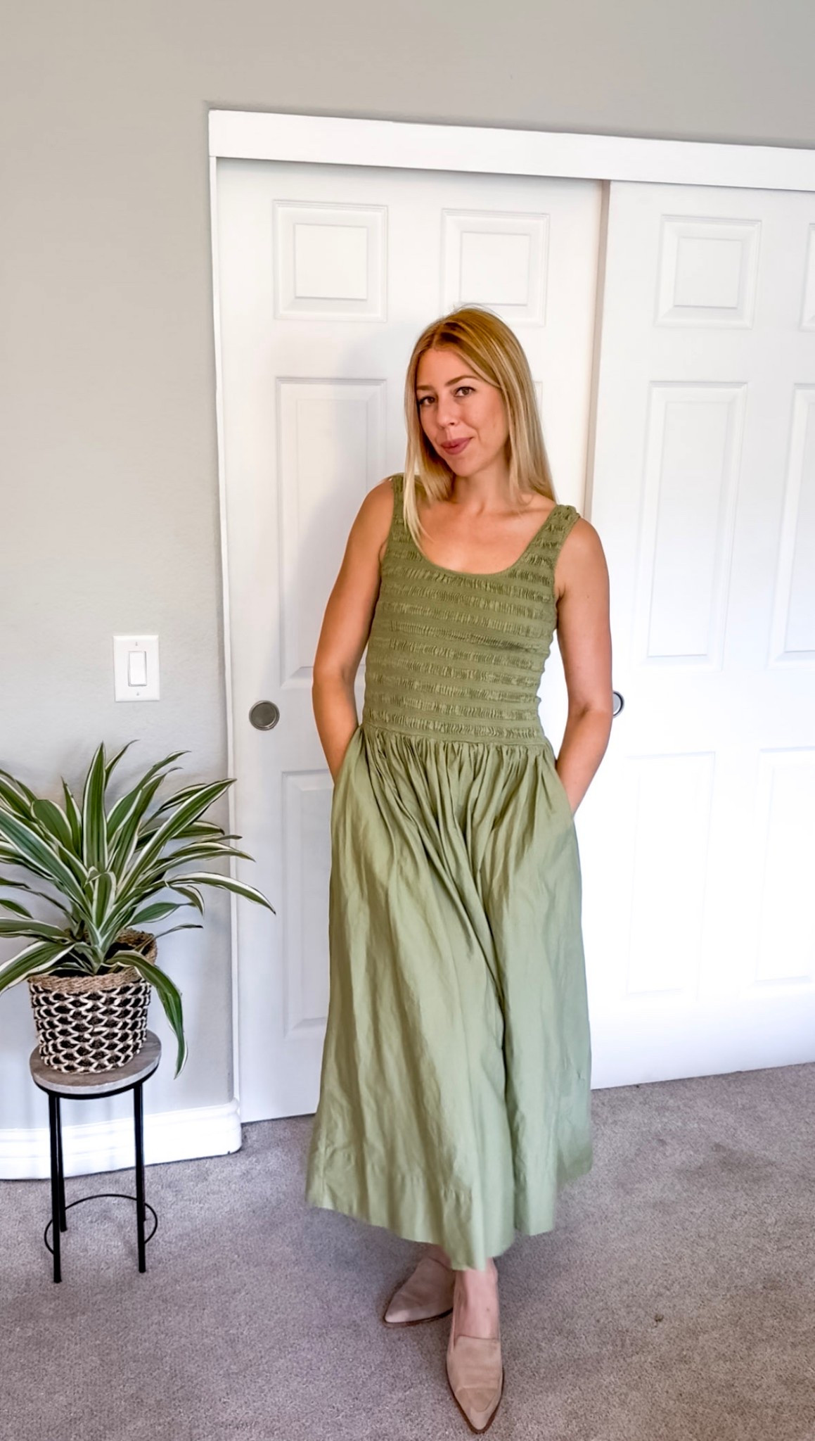 I am beyond obsessed with the dress by Pistola. It is so comfortable and easy to throw on. Give the feel of activewear but elevated. I’ve work it around town, to school functions, and dressed it up for dinner. It’s simply the best.

  #falloutfit #momstyle #fallstyle #momfashion #winterstyle #fyp #foryou 

#LTKdayinmylife #LTKmomlife #LTKootd
