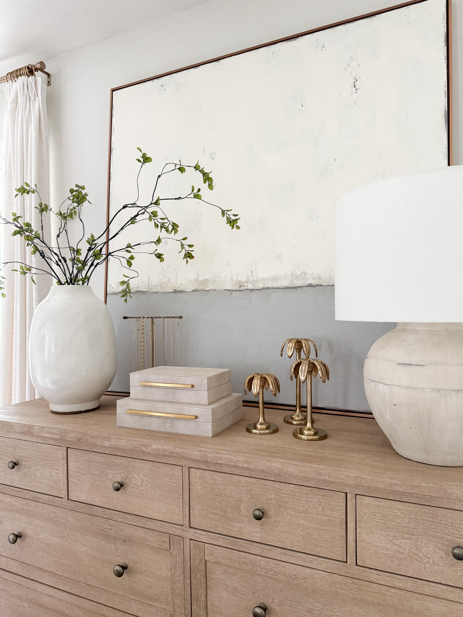 Modern coastal bedroom

Dresser styling  Home decor  Bedroom design  Bedroom inspo  Bedroom finds  Bed Decor  


#LTKFindsUnder100 #LTKStyleTip #LTKHome