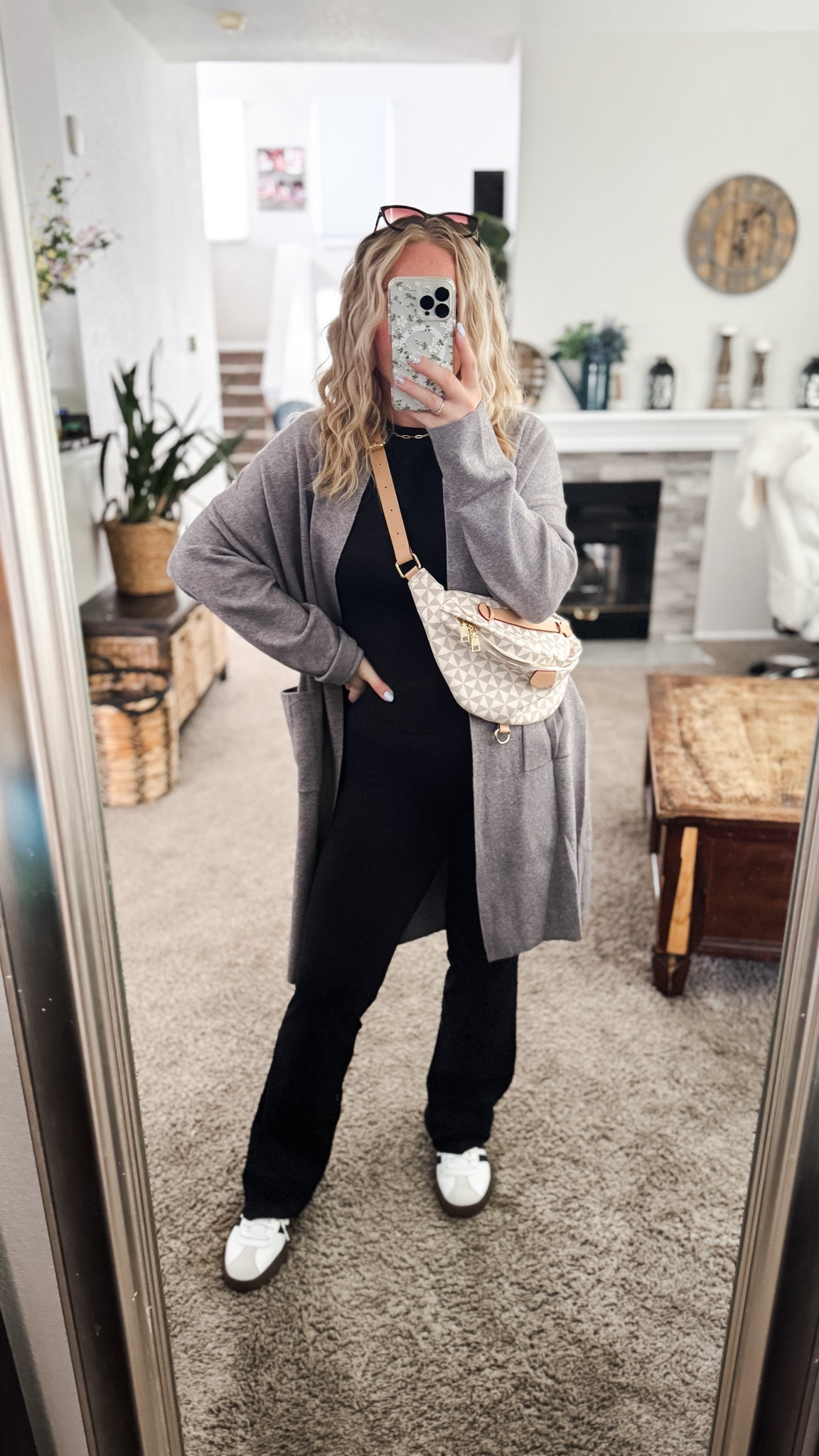 Comfy holiday travel outfit from amazon — 2 piece loungewear set, grey coatigan, sling bag, and adidas sneakers 







Winter outfit
Winter fashion
Amazon winter outfits
Trending winter fashion 
 casual winter outfits | winter fashion | size 4-6 | cold weather outfits | winter outfit ideas | layering outfit for the cold| winter fashion 2025 | outfit inspo | outfit ideas | winter outfits amazon  | casual outfit Ideas  | Outfits | Amazon Casual Outfit | Cute casual outfits | Preppy Outfit 

#LTKTravel #LTKPetite #LTKootd