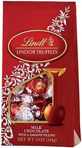 Lindt Lindor Milk Chocolate Truffles, 5.1-Ounce Bag | Amazon (US)