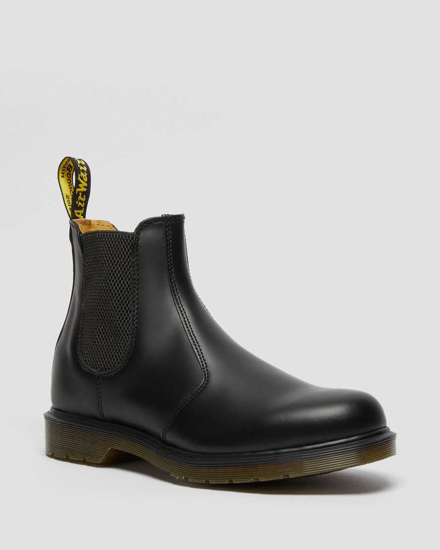 2976 Smooth Leather Chelsea Boots | Dr Martens (UK)