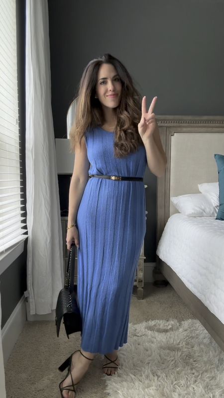 This adorable #amazonfind is so easy to style and perfect for a little date night or girls happy hour! Also, outfit is under $50 so I call that a win! 💙✌🏼


#LTKVideo #LTKfindsunder50