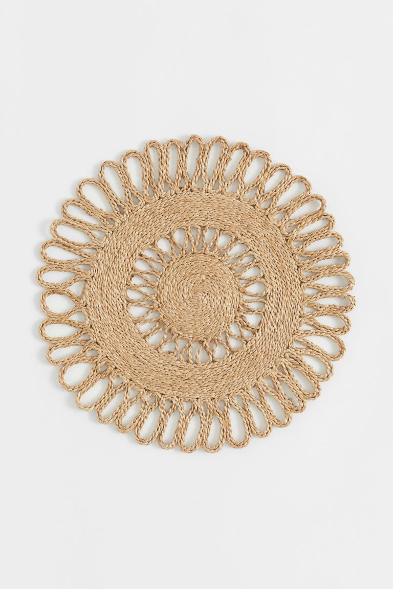 Hole-patterned Placemat | H&M (US + CA)