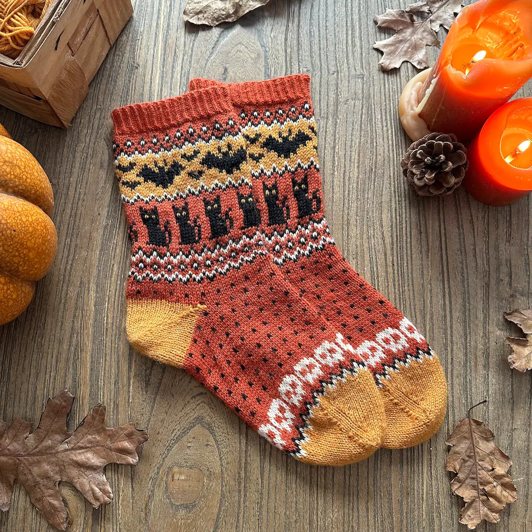 Spooky Season Socks Pdf Knitting Pattern Colorwork, Black Cat Bat Skeleton Skull Halloween - Etsy | Etsy (US)