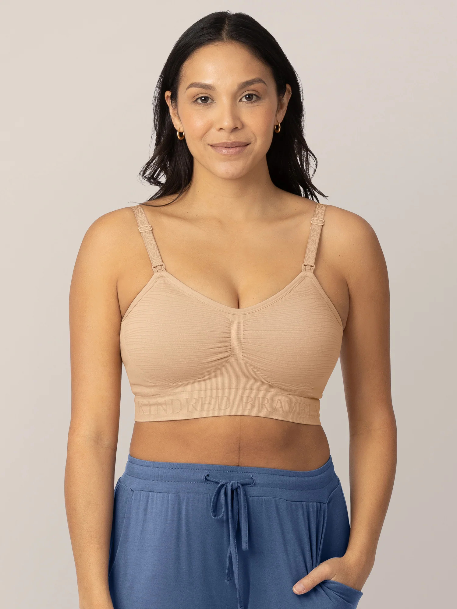 Sublime® Hands-Free Pumping & Nursing Bra | Beige – Kindred Bravely | Kindred Bravely