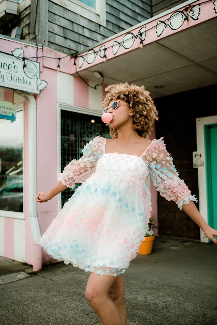 Rainbow 3D Floral Babydoll Mini | Confête