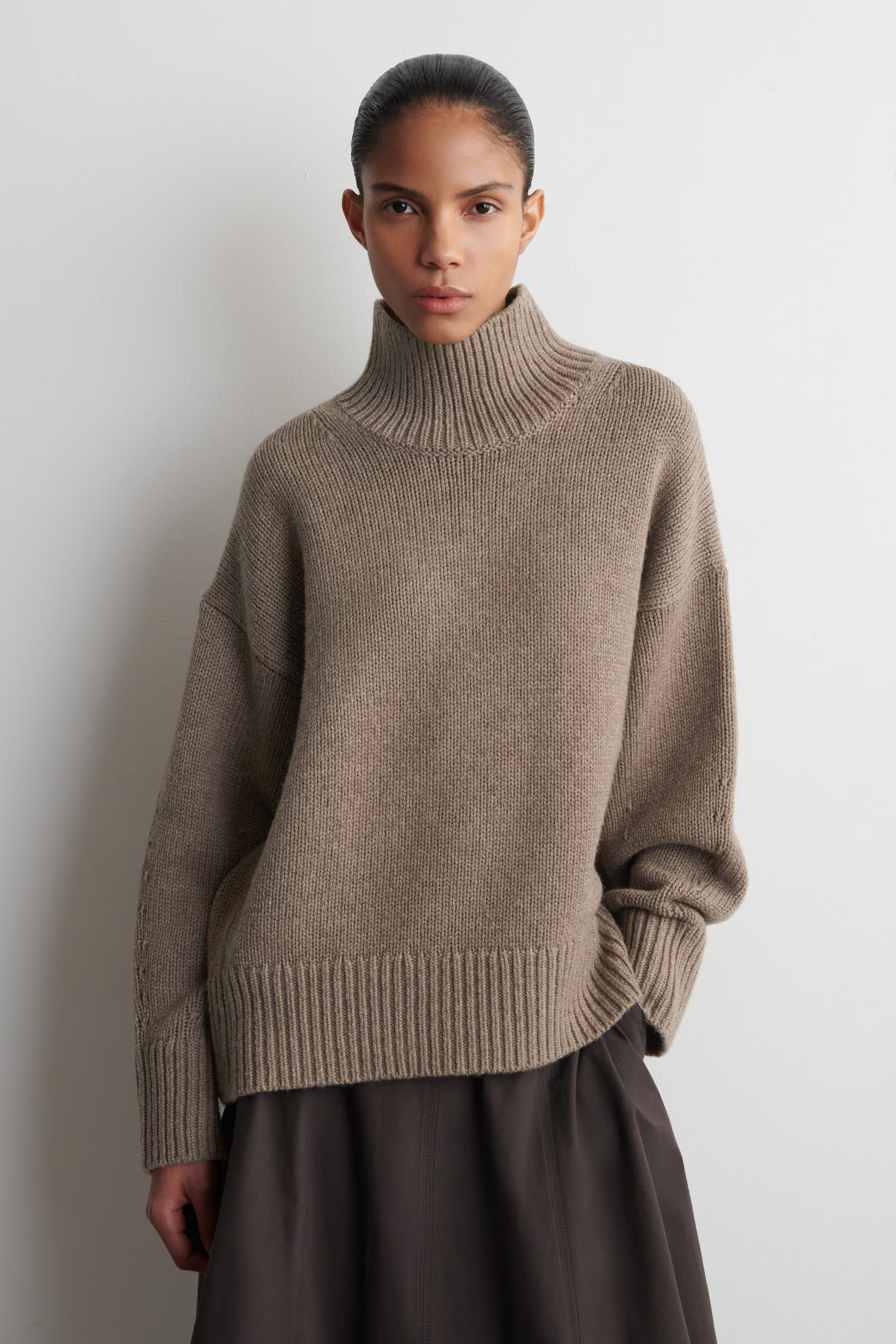 CHUNKY FUNNEL-NECK WOOL JUMPER - DARK BEIGE | COS GB | COS UK