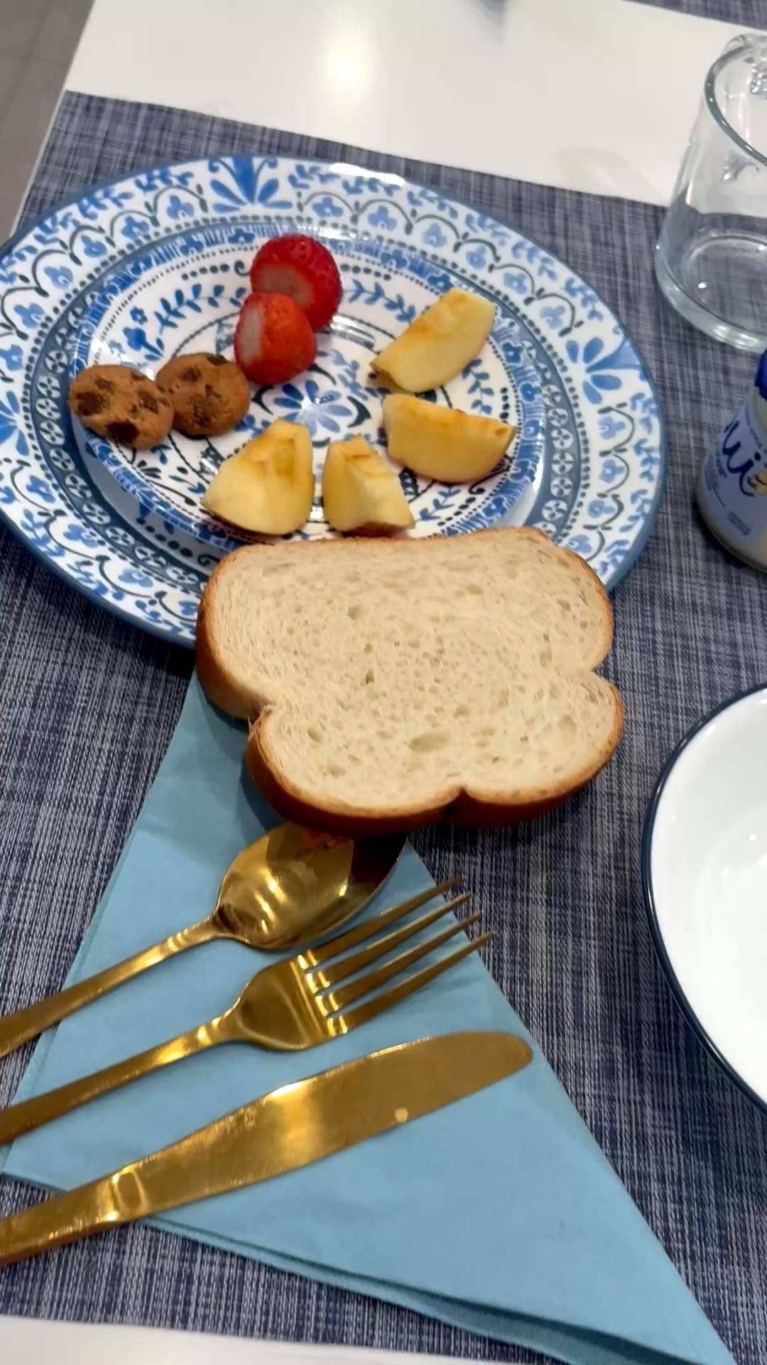 Breakfast idea. Home decor , cutlery, hand-painted dishes.

#LTKmomlife #LTKmorningroutine #LTKHome