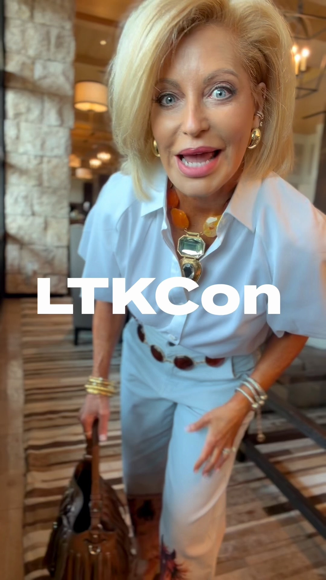These are the cutest jeans!!  Lots of stretch & tts.  I’m wearing a small in both 🤩

#LTKgrwm #LTKCon #LTKvlog
