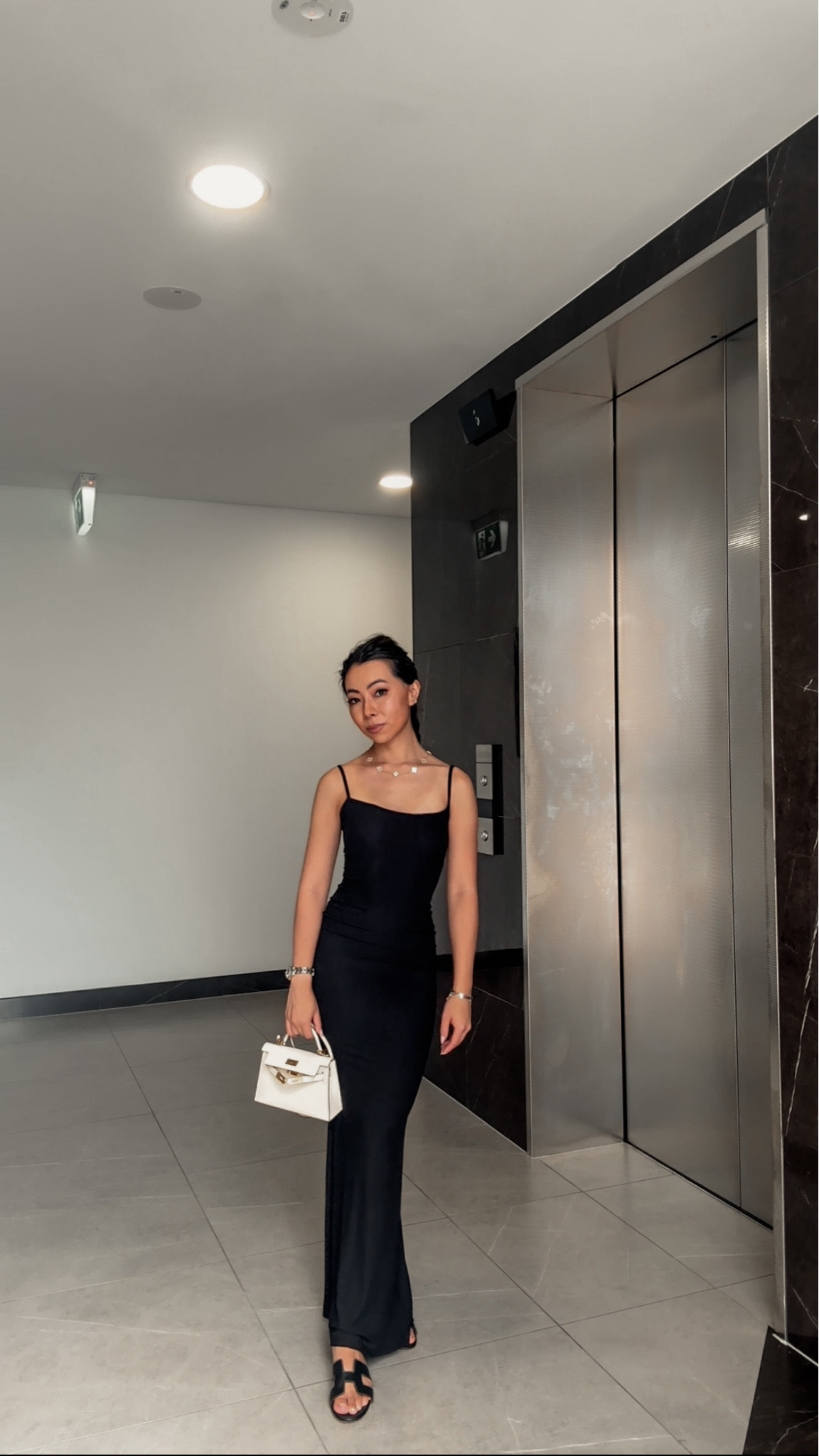 The most flattering comfiest dress 🖤 @skims

#LTKaustralia #LTKAsia #LTKstyletip
