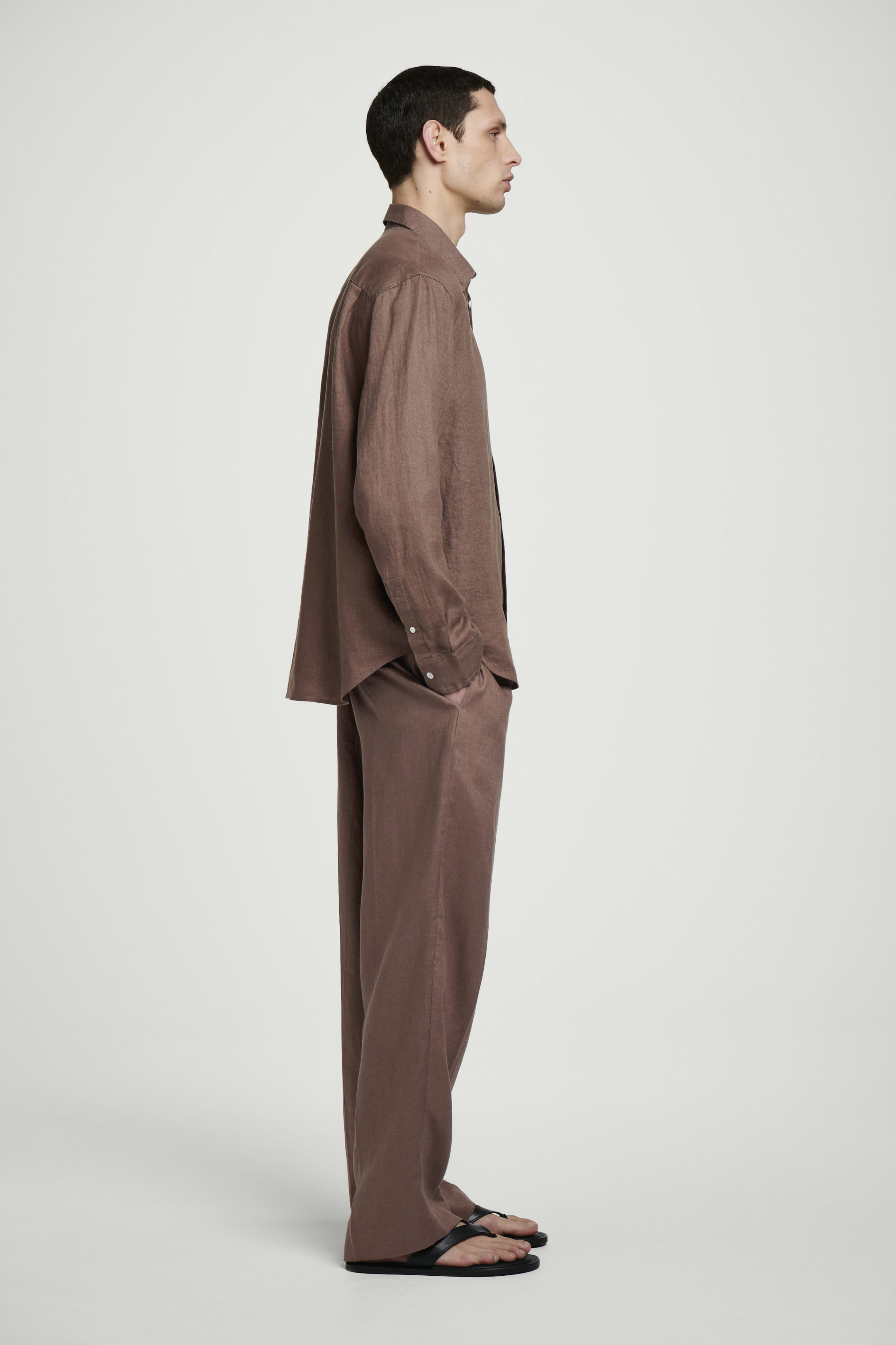 RELAXED LINEN LONG-SLEEVED SHIRT - BROWN | COS AU | COS (AU)