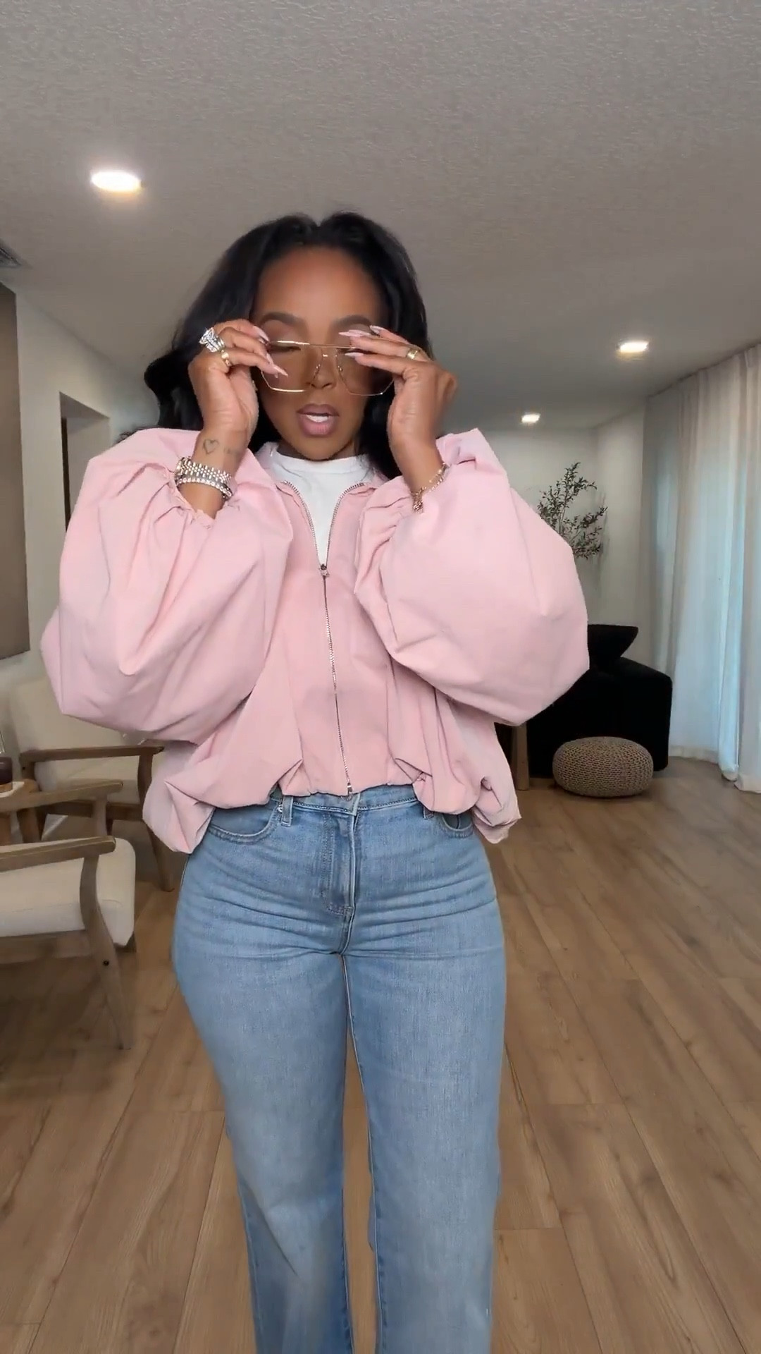 Scroll to shop!! This effortless outfit featuring a soft pink cropped jacket styled with classic flare denim gives a polished but relaxed look.

Perfect for brunch, casual meetings, travel days, spring outings, or elevated everyday outfits.



#LTKvlog #LTKgrwm