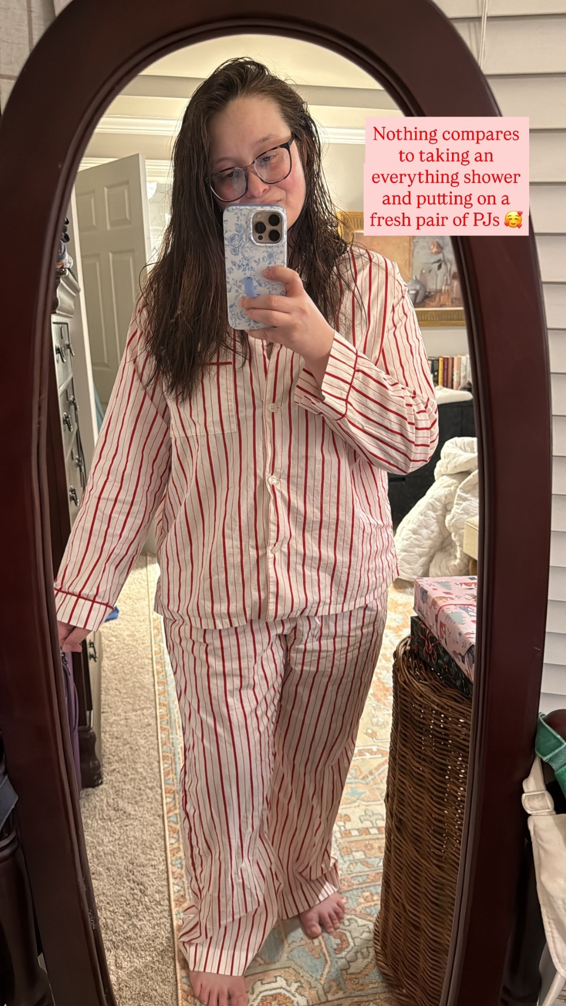 Absolutely love these J Crew PJs! Plus they’re majorly discounted right now❣️100% cotton & TTS 

#PJset #WomensPajamas #JCrewFinds #OnSale #Pajamas #ChristmasPajamas

#LTKMidsize #LTKootd #LTKHoliday