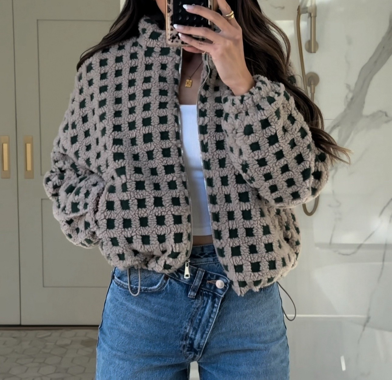 Scroll to shop! Follow for more finds! Xo! 🥰

#LTKFindsUnder100 #LTKFindsUnder50 #LTKootd