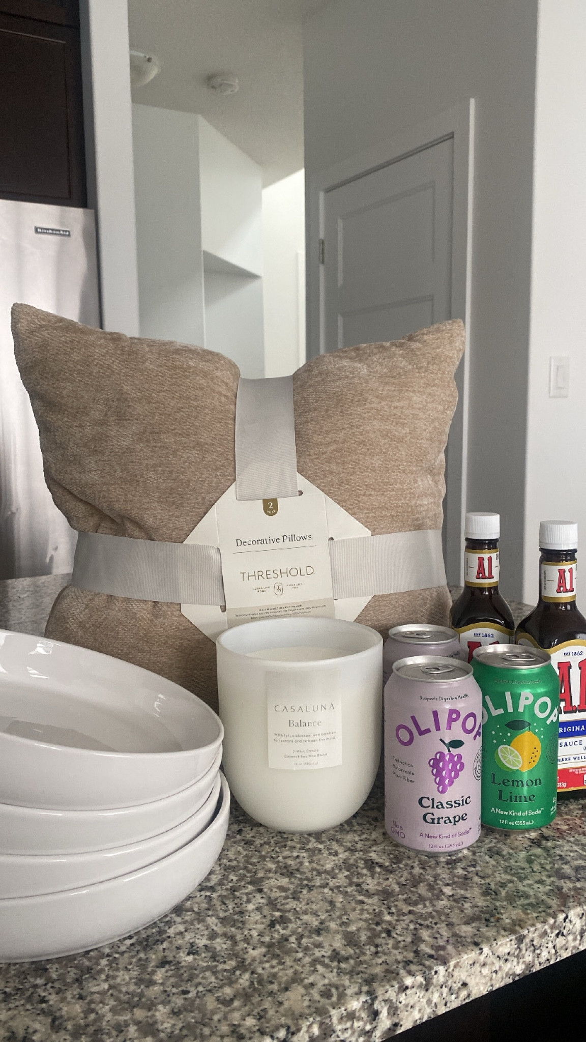 a 30 minute target haul for the win 🥇 
- 2 for $20 throw pillows, yes please!!! Sooo freaking soft and comfy!
- A1 sauce & olipop: need I say more when crossing into Canada?!
- balance Casaluna candle: THE BEST!! Such a fresh/clean scent it’s perfect!
- these plate bowls are EVERYTHING and you’re going to die over the price… 🤩🤩

#LTKFindsUnder50 #LTKTravel #LTKHome