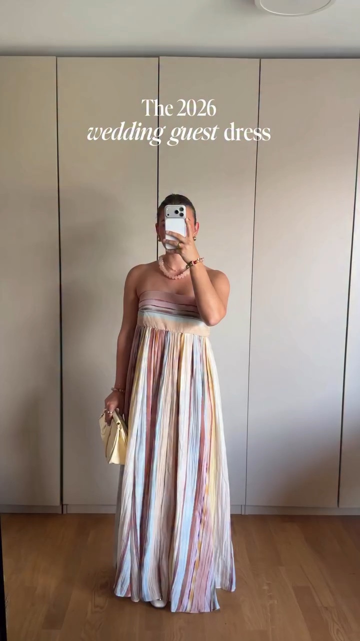 How to be the best dressed wedding guest, hihi! 🤍🩰✨ 

#weddingguestdress #weddingguestoutfit #whattowear #weddingseason #explorepage