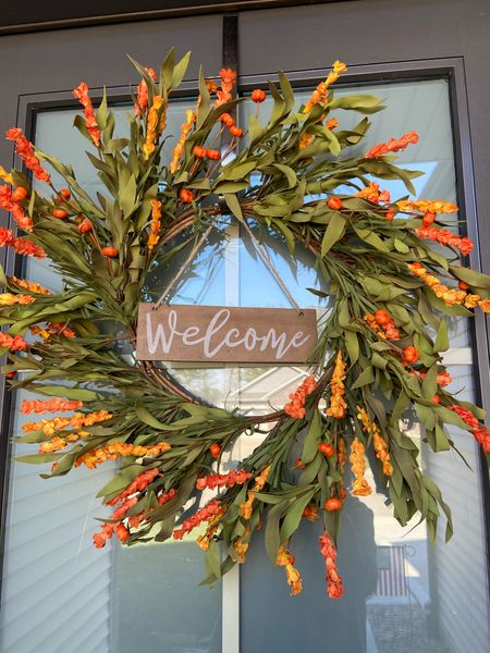 $18 fall wreath that’s BEAUTIFUL!

#LTKSeasonal #LTKhome #LTKHoliday