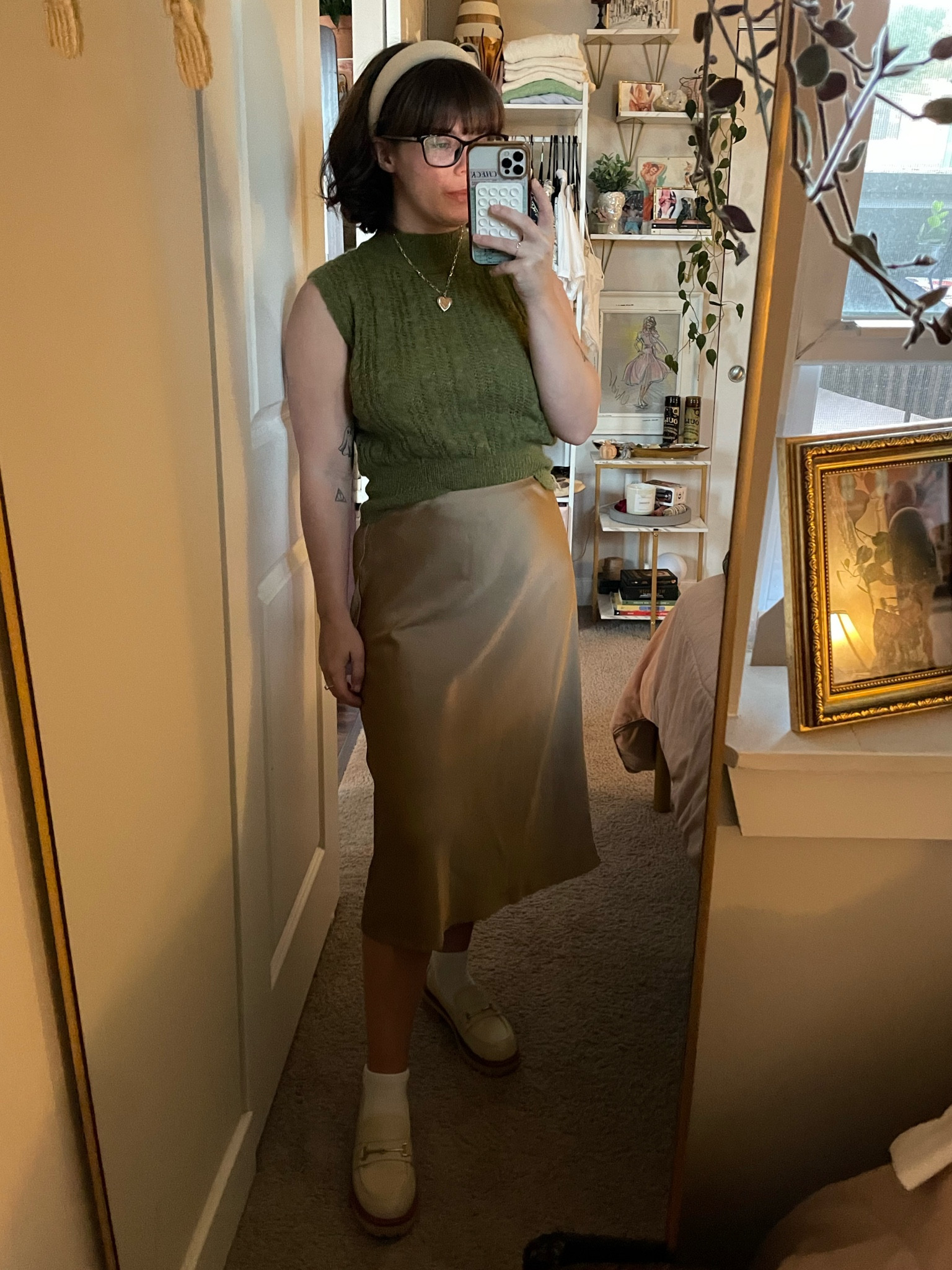 A great office outfit for the in between of summer and fall. Wearing an XS in the sweater, small in the skirt, and a 5 in the loafer. #officestyle 

#LTKStyleTip #LTKFindsUnder50 #LTKWorkwear