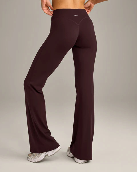 SoftMotion™ Flared Bottoms with Gray Logo 
 Plum Brown | Oner Active (UK / US)