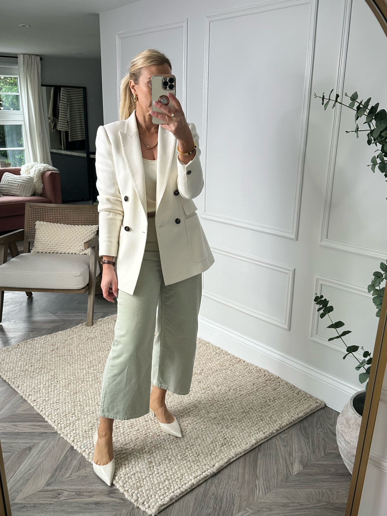 Jeans and shoes are from Zara, uk 10 but I can’t link them on this platform. Everything else is linked below. 

#LTKeurope #LTKSeasonal #LTKstyletip