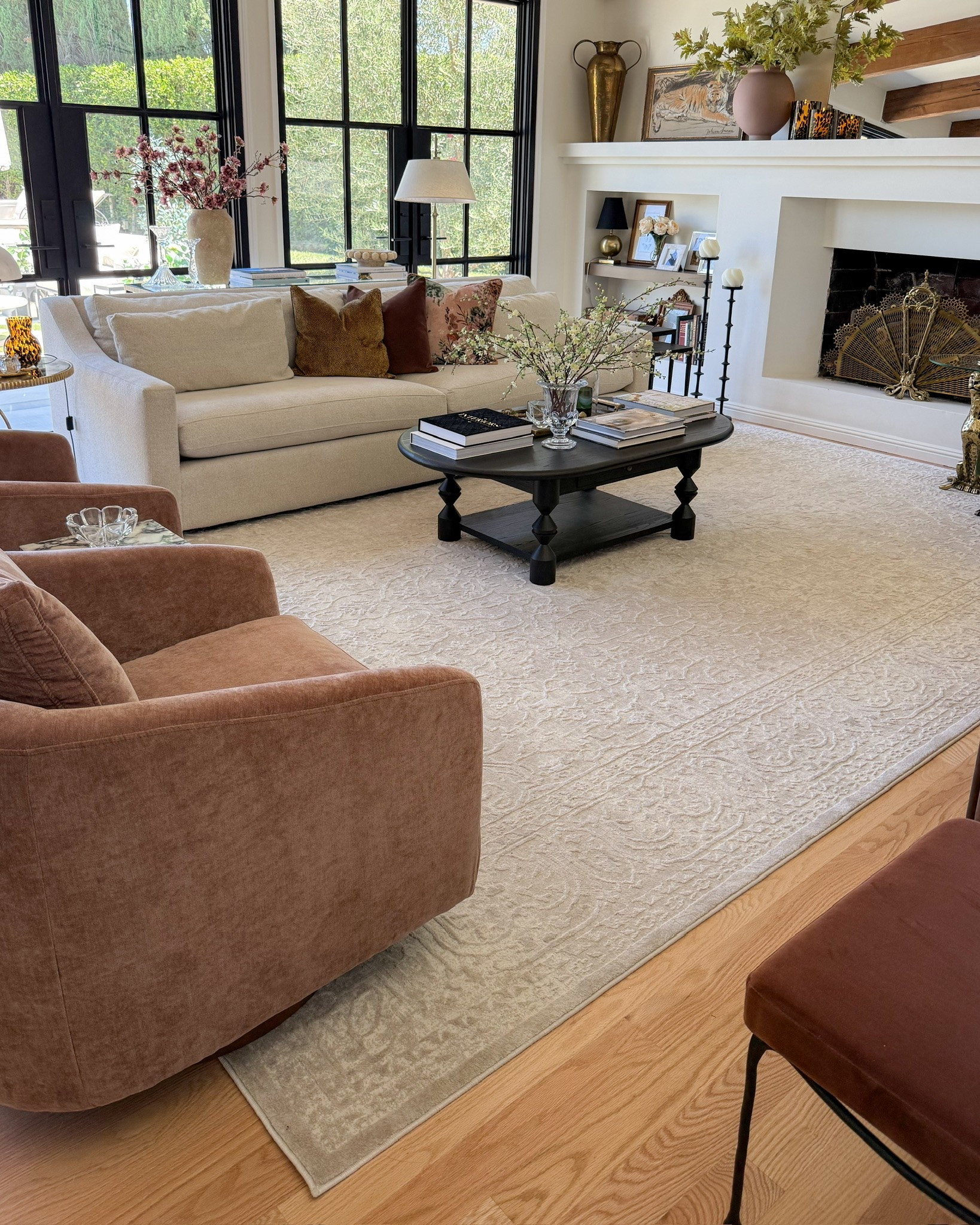 Living room views 😍 This rug is the perfect neutral to pair with different colors and textures.

#LTKHome #LTKdayinmylife