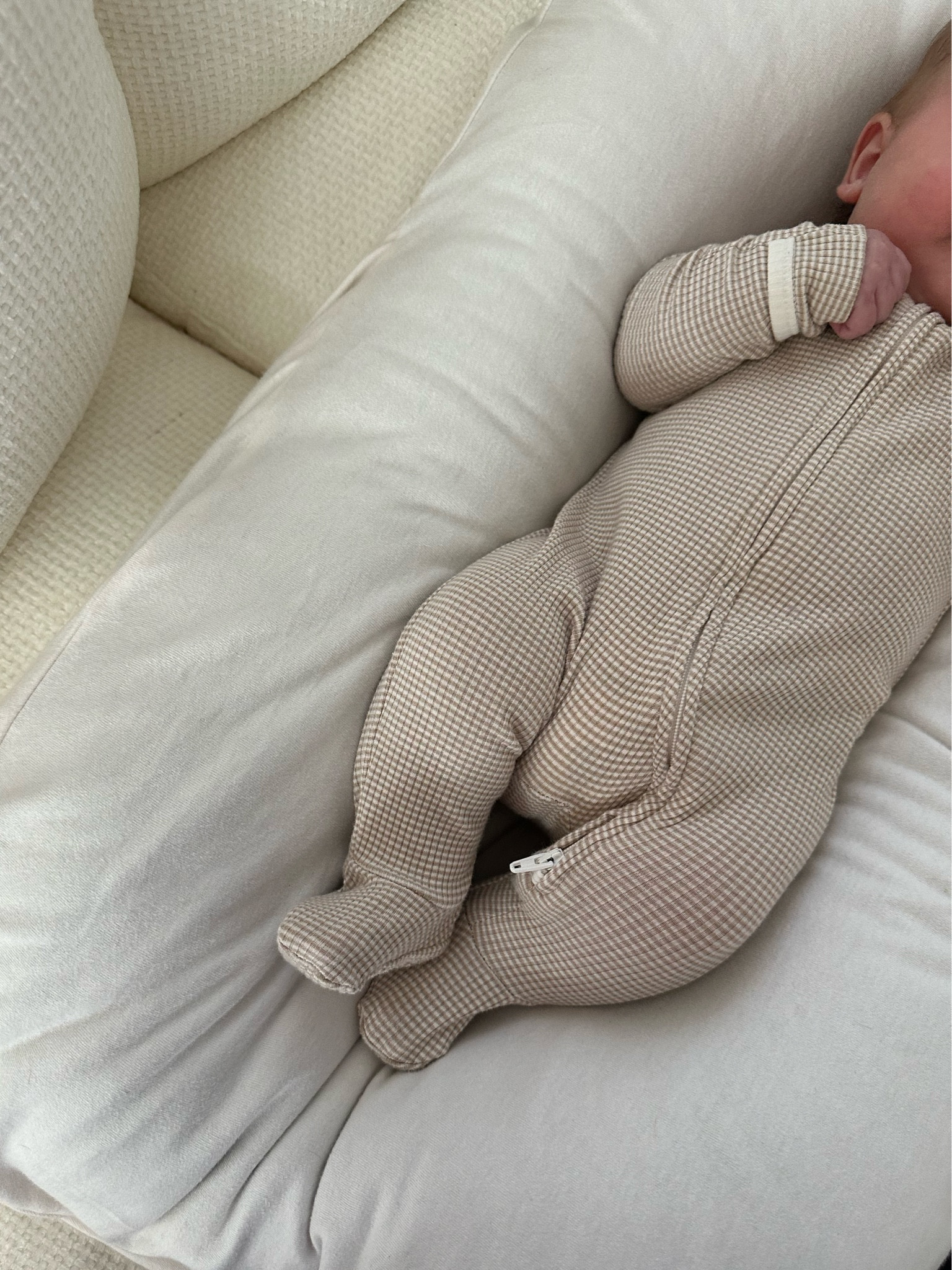 The best baby pjs! So stretchy & fit for a long time! So many different color options too 

#LTKBaby #LTKKids #LTKFamily
