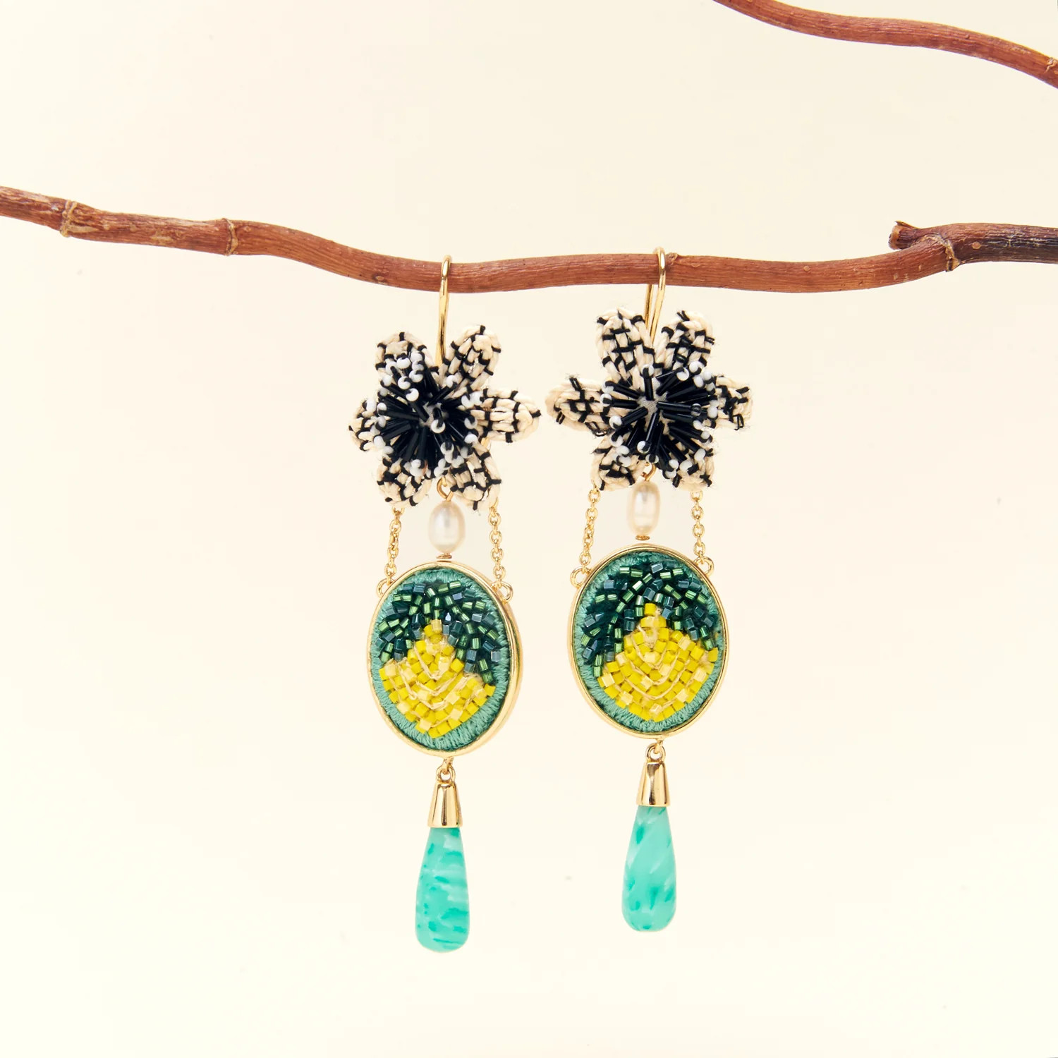 Daphne Dangle Earrings Green Multi | Mignonne Gavigan