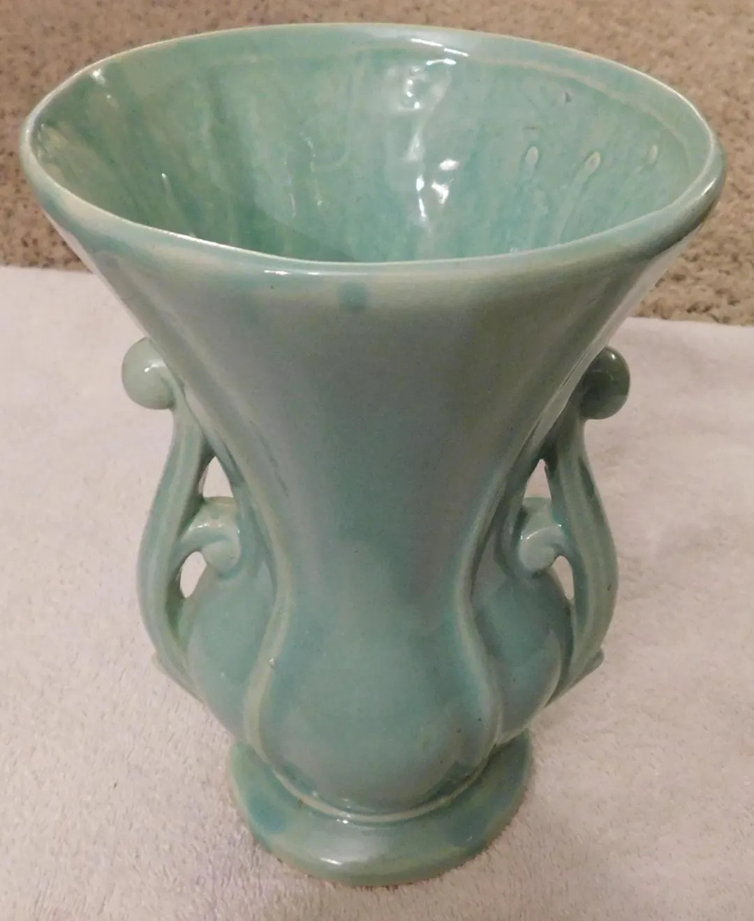 25-1316 VINTAGE Mccoy Green Turquoise Aqua Double Handled Ribbed Flower Vase - Etsy | Etsy (US)