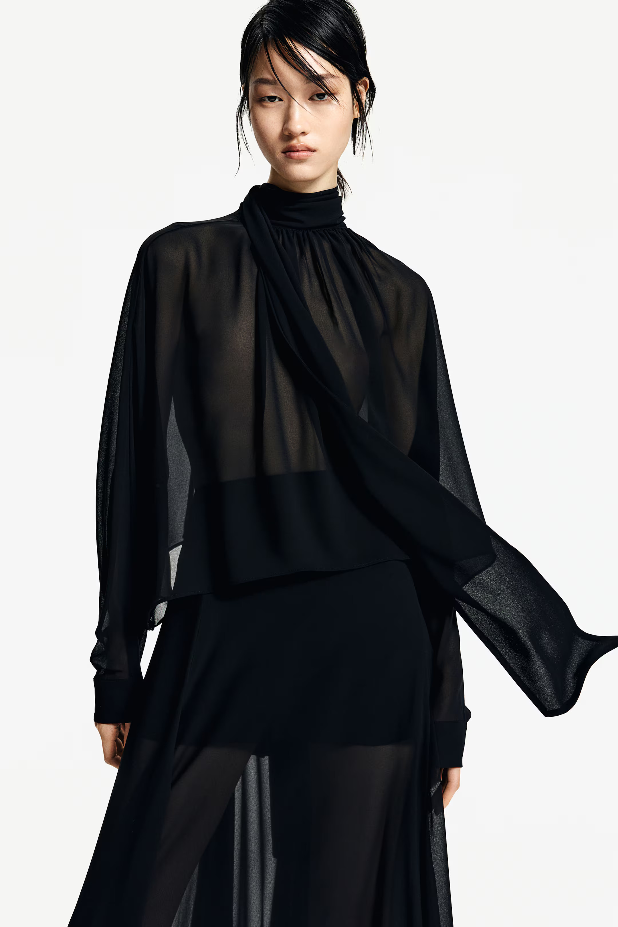 Tie-neck chiffon blouse | H&M (UK, MY, IN, SG, PH, TW, HK)