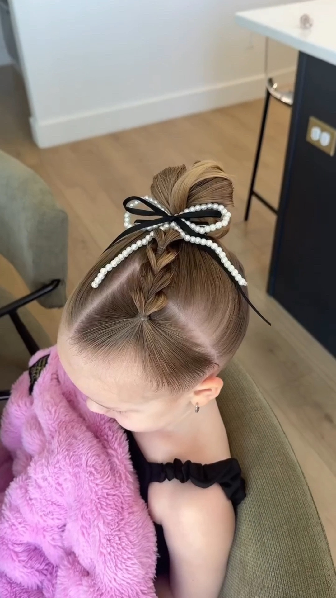 🩰✨🎀🖤 toddler dance hairstyle


#dancehairstyle #toddlerhairstyles #holidayhairstyle #balletbun #hairideas #dragonbraid #pullthroughbraid #dancer

#LTKgrwm #LTKootd #LTKKids