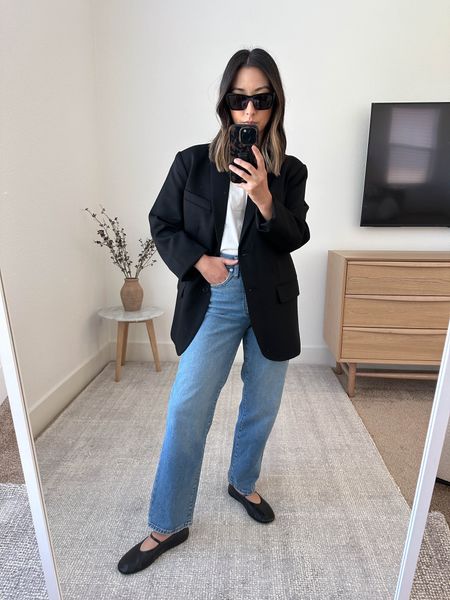 Anine Bing Quinn blazer. Been wanting to try this for so long. Sadly, it’s just too big 😩. It’s a stunning piece - shoulder pads, heavy weight but drapes beautifully, shoulder pads, a wider fit. 

Anine Bing blazer xxs
Everlane tee medium 
Madewell jeans petite 24
Jeffrey Campbell flats 5.5
YSL sunglasses  

#LTKSeasonal #LTKshoecrush