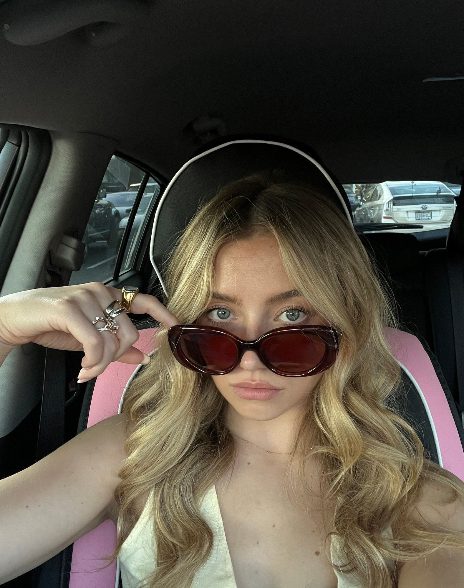 Chunky sunnies ☀️

#LTKselfcare #LTKFindsUnder100 #LTKGiftGuide