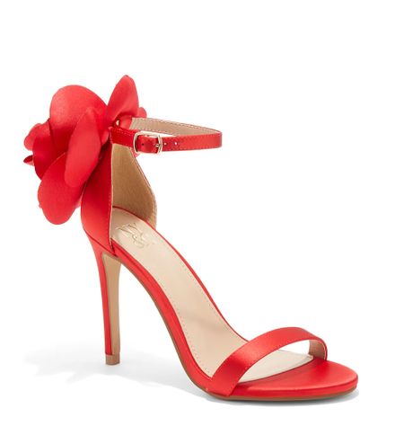 Red sandals 🌹❤️👠 #redsandals #sandals 

#LTKshoecrush #LTKaustralia #LTKFind