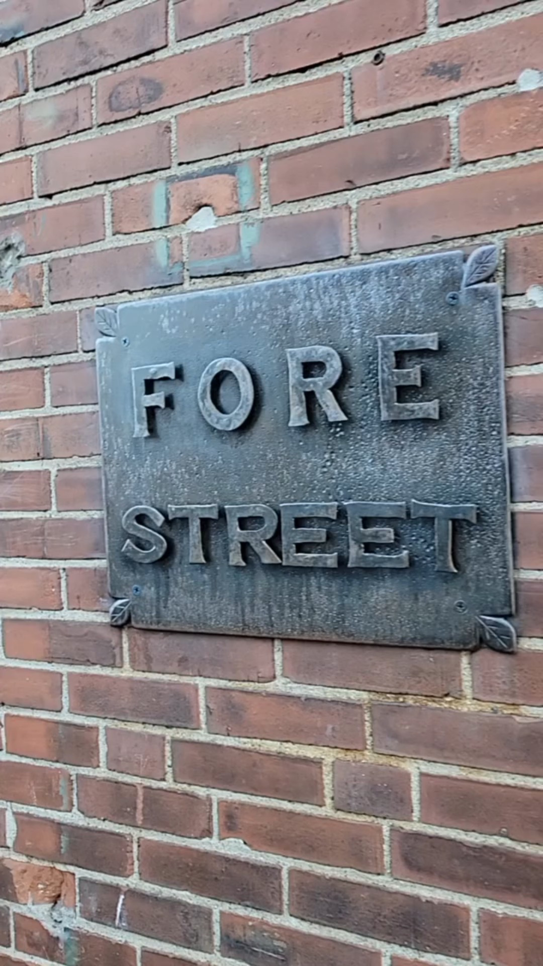 Fore Street in Portland, ME was one of the highlights of our road trip to Maine!
Farm to Table, so the menu changes daily, but THEY HAD MY SCALLOPS!!! and THE BEST COSMO EVER, so I was a very happy girl🍸@288forestreet