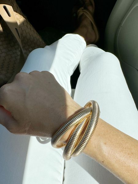 Obsessed with this bracelet under $6. I have the more expensive version! Grab before it’s come. 

Classic chic outfit deal of day Walmart fashion gold jewelry 

#LTKStyleTip #LTKFindsUnder50 #LTKOver40