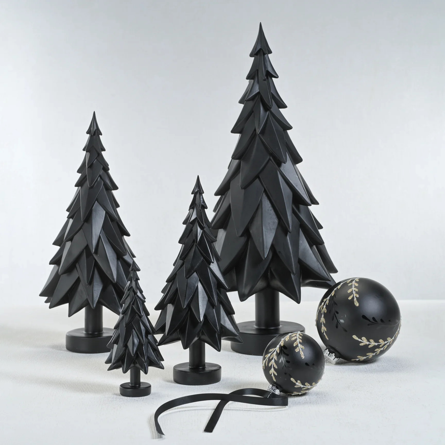 Black Resin Tree | Modern Locke