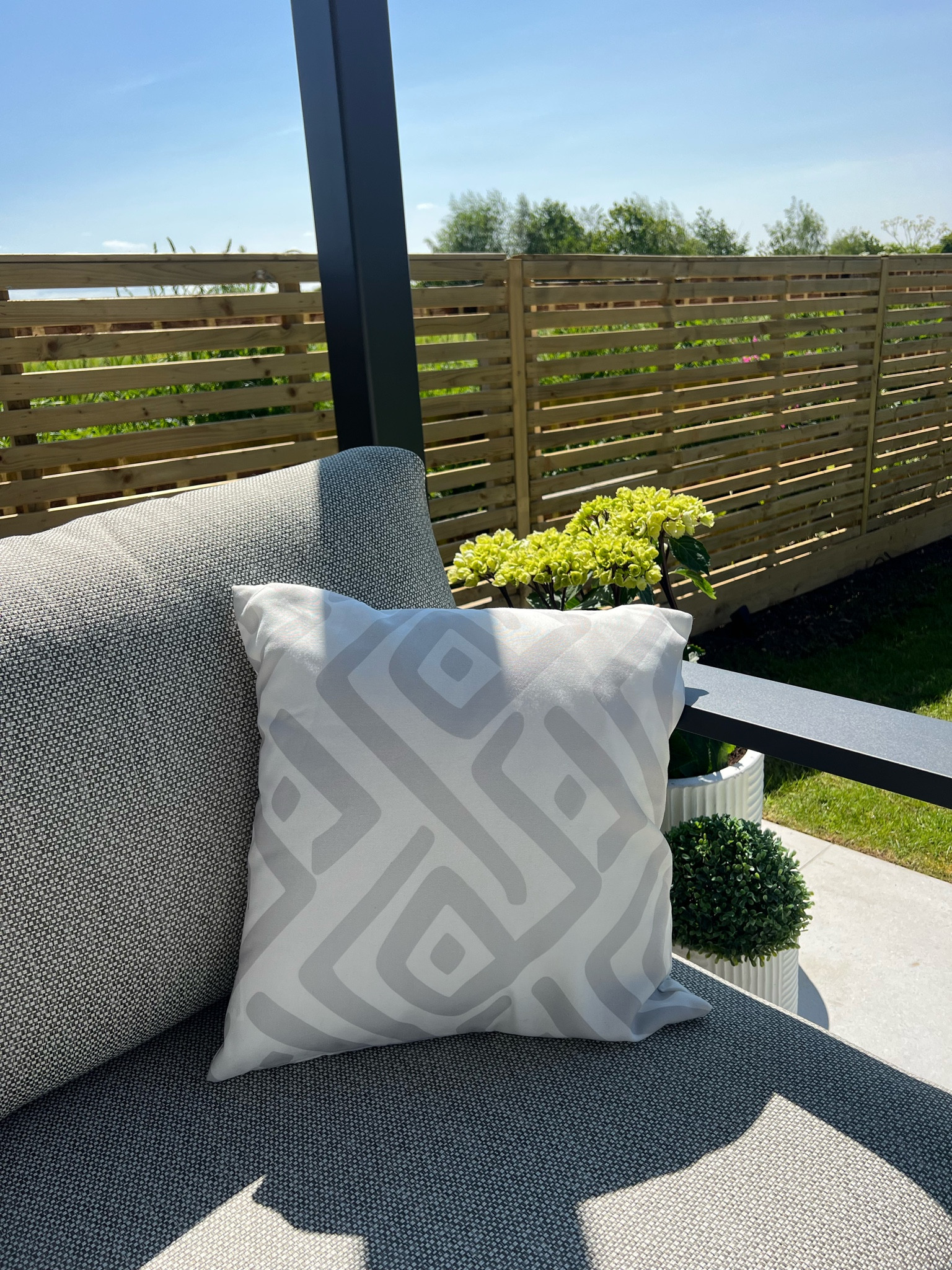 Outdoor cushions 