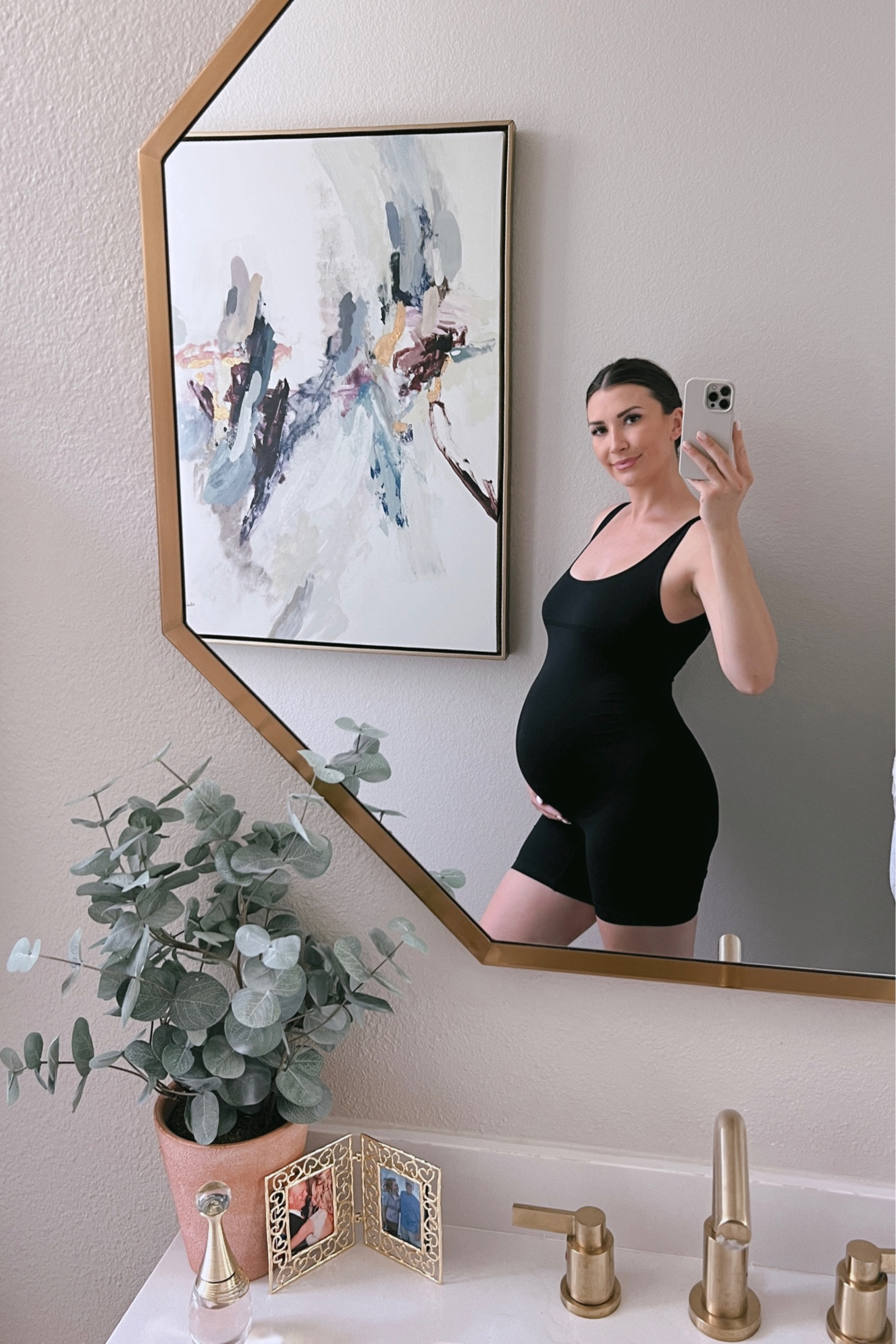 bump-supportive shaping bodysuit. soft like butter! styled it with a white button down

#LTKcurves #LTKbump #LTKstyletip