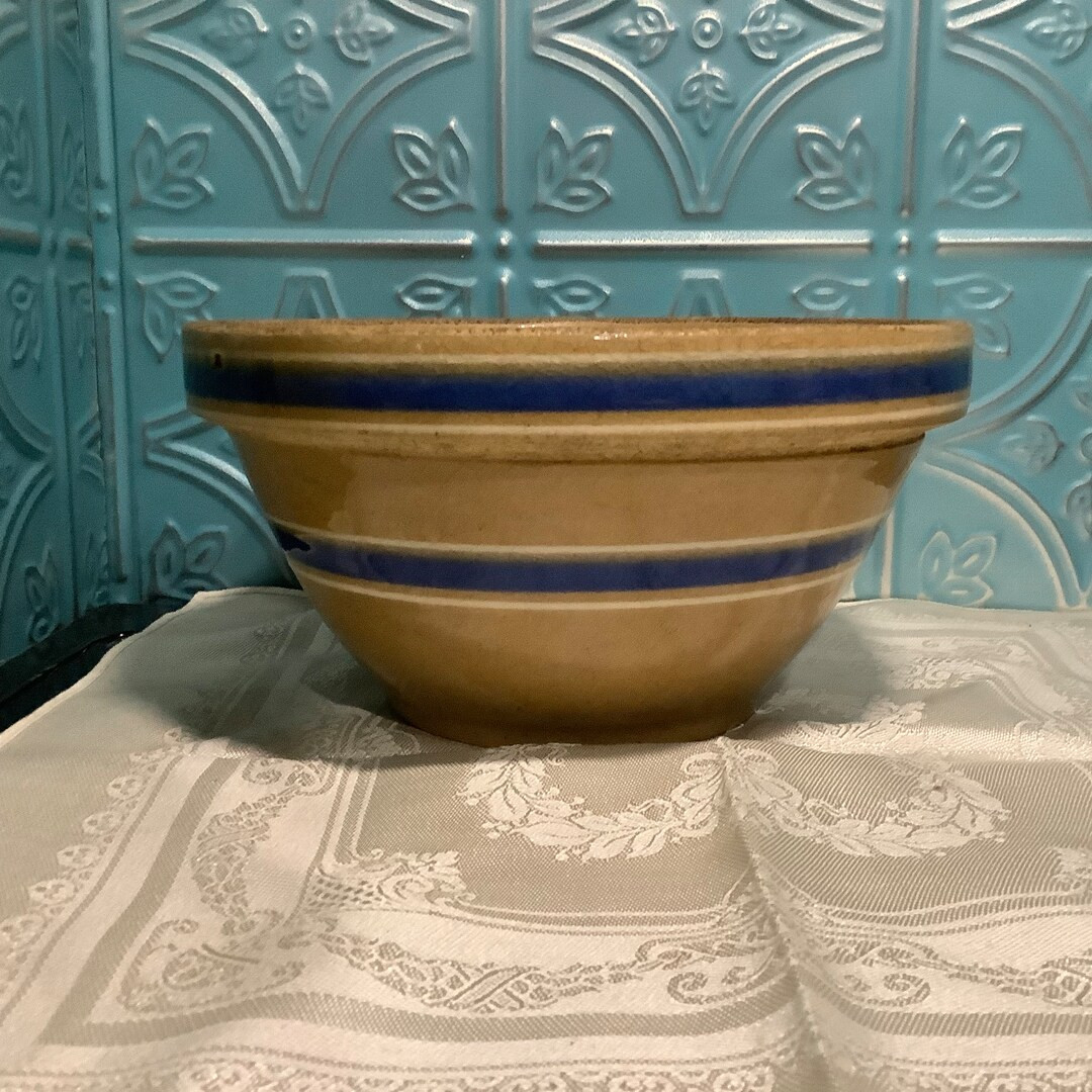 Small Yellow Ware Mixing Bowl - Etsy | Etsy (US)