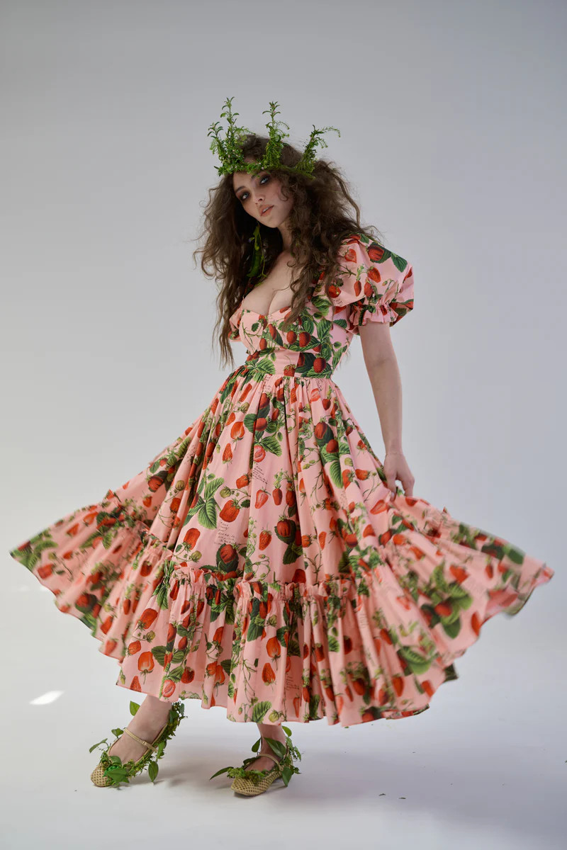 The Strawberry Wine French Corset Ritz | Selkie Collection