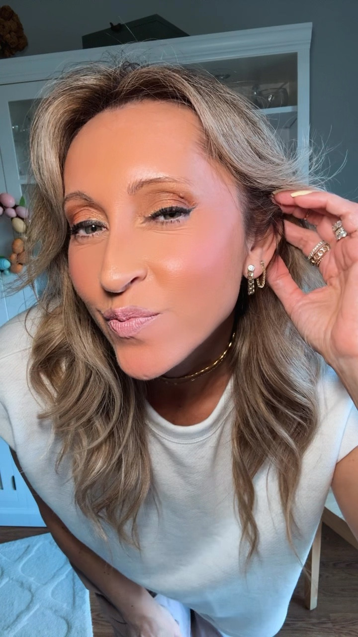 Balloon track pants and sweatshirt tops are definitely going to be easy to style as the weather gets warmer… something I picked up when we went out the other day… 

Use code LINDSAY40 at VICI
Use code LINDSAYJ10 at Made By Mary 

Save on Melinda Maria by clicking on he link in my stories on Instagram ☺️

#LTKActive #LTKootd #LTKSeasonal