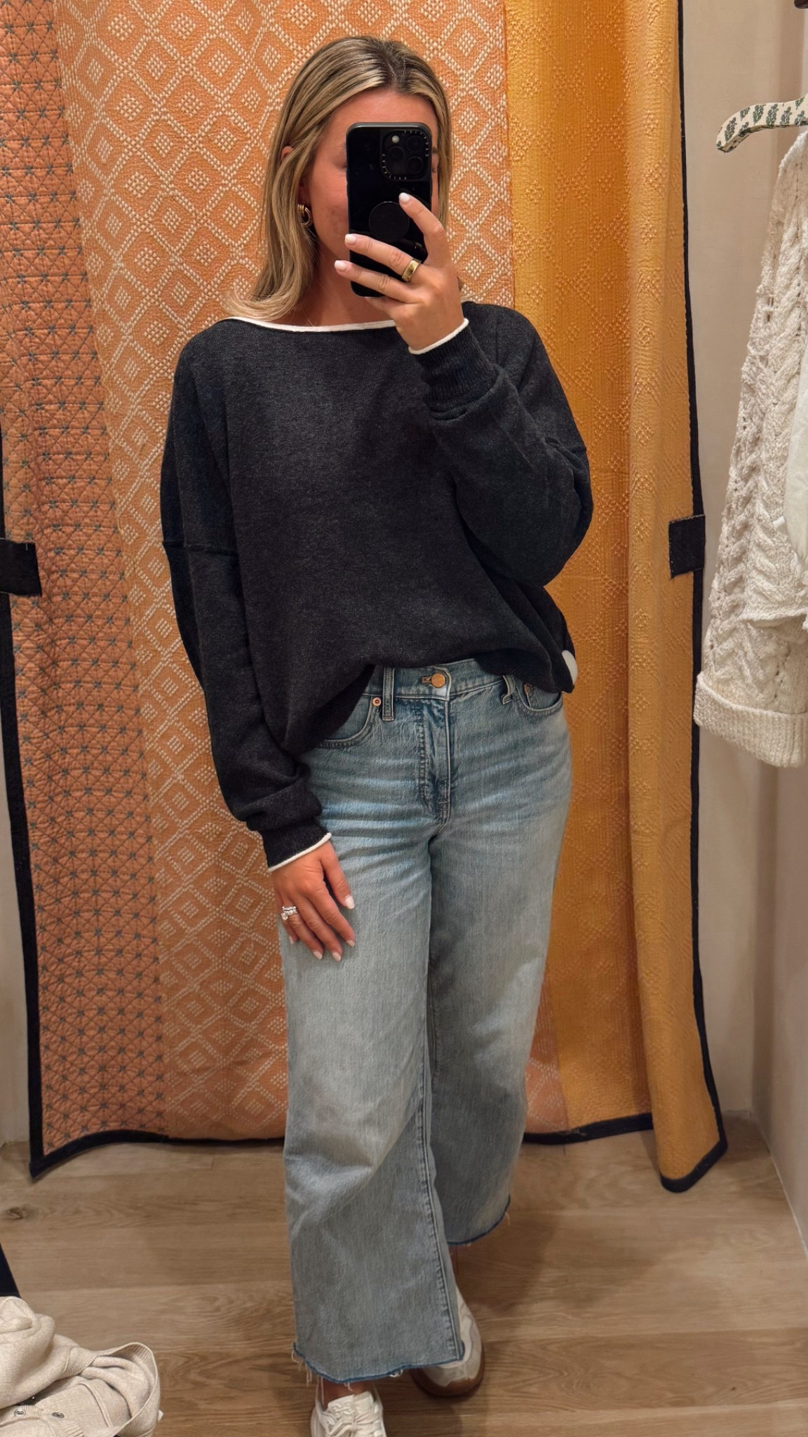 Women’s fall fashion. Best jeans ever 

#LTKSeasonal #LTKStyleTip #LTKFindsUnder50